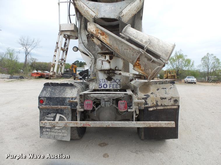 image for item DA2663 2004 Sterling LT8500 ready mix truck