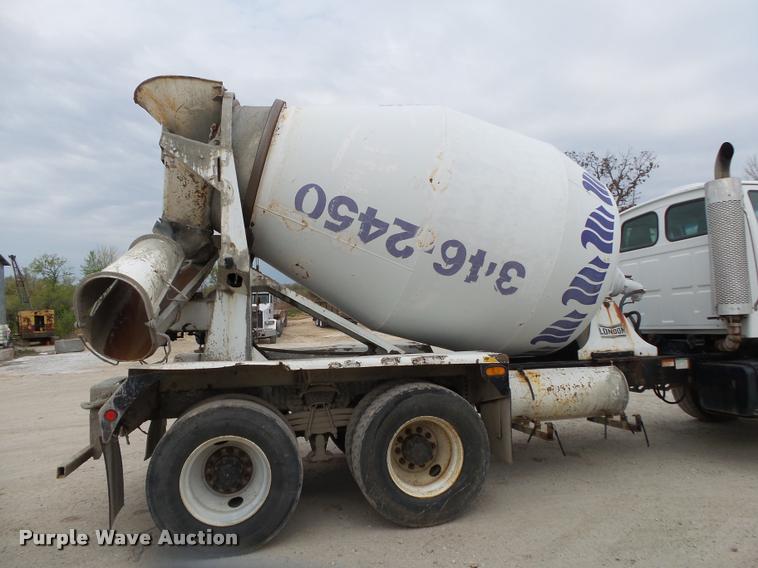 image for item DA2663 2004 Sterling LT8500 ready mix truck
