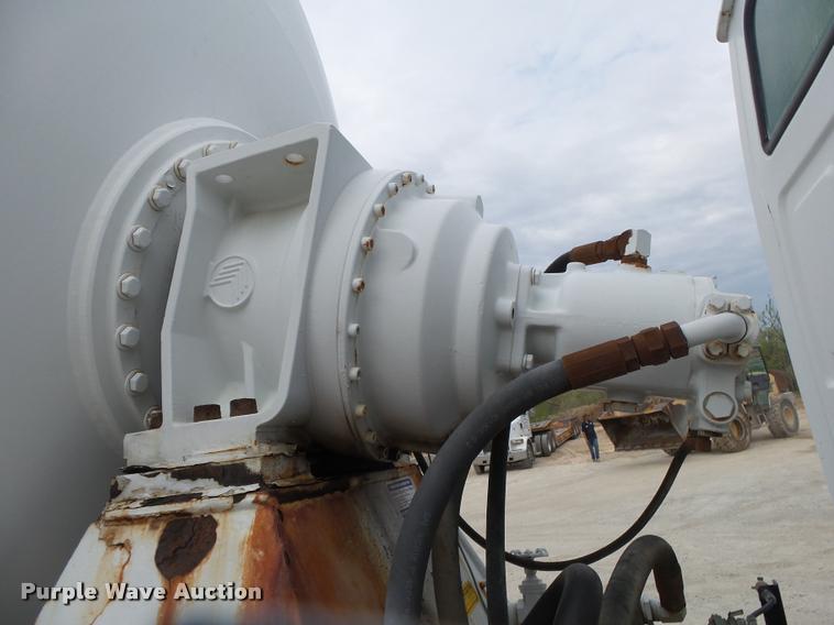 image for item DA2663 2004 Sterling LT8500 ready mix truck