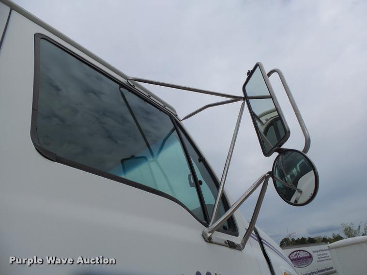 image for item DA2663 2004 Sterling LT8500 ready mix truck