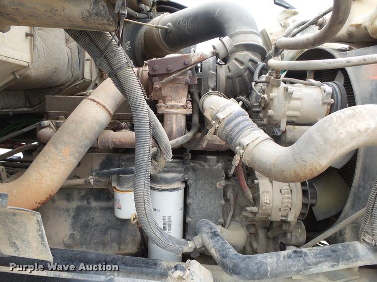 image for item DA2663 2004 Sterling LT8500 ready mix truck