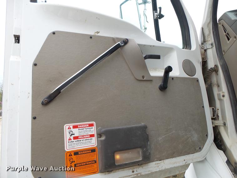 image for item DA2663 2004 Sterling LT8500 ready mix truck