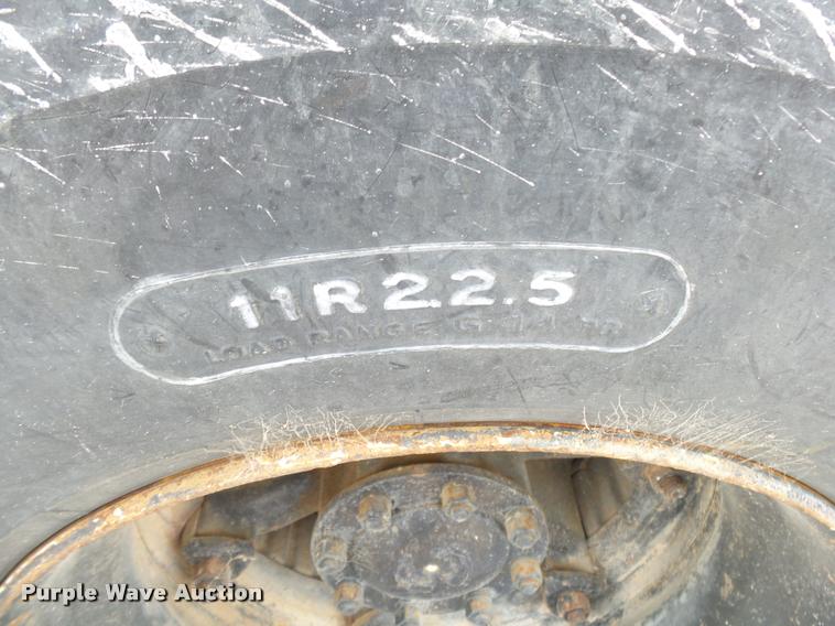 image for item DA2664 1997 Ford LT8000 ready mix truck