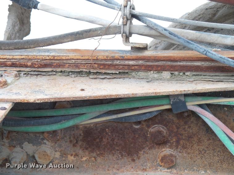 image for item DA2664 1997 Ford LT8000 ready mix truck