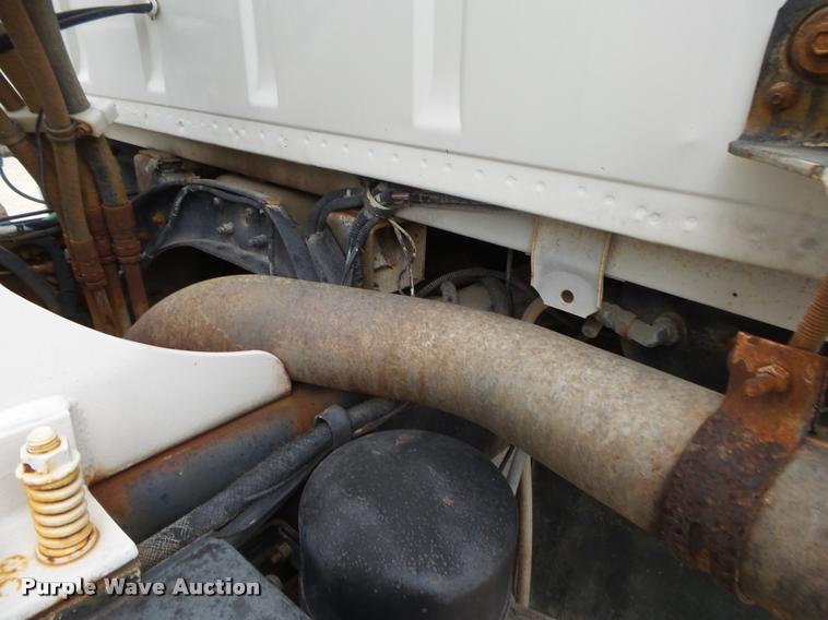 image for item DA2664 1997 Ford LT8000 ready mix truck