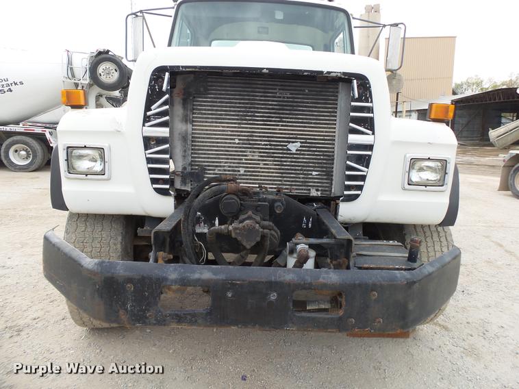 image for item DA2664 1997 Ford LT8000 ready mix truck