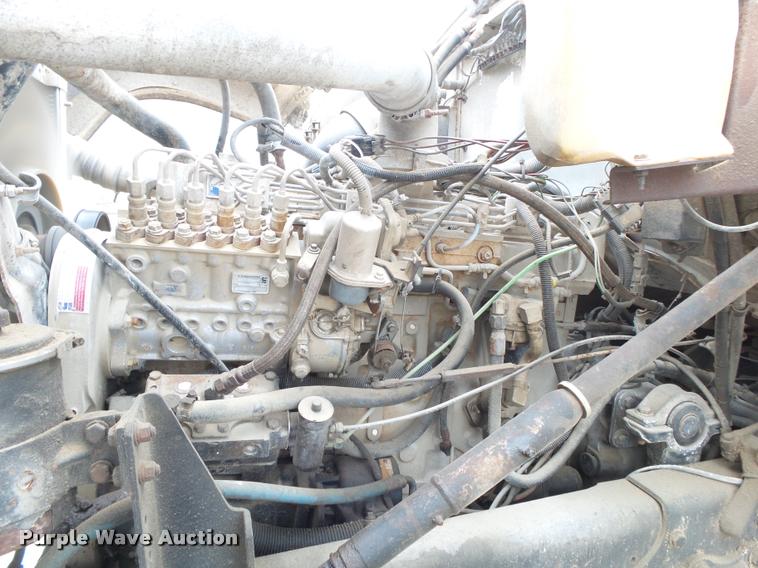 image for item DA2664 1997 Ford LT8000 ready mix truck
