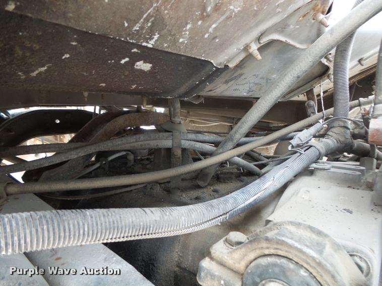 image for item DA2664 1997 Ford LT8000 ready mix truck