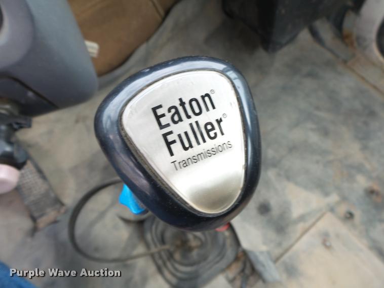 image for item DA2664 1997 Ford LT8000 ready mix truck