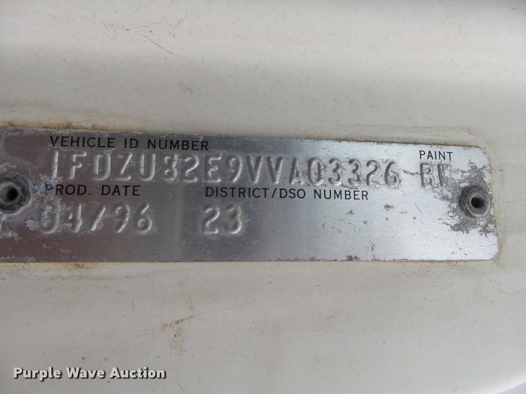 image for item DA2664 1997 Ford LT8000 ready mix truck