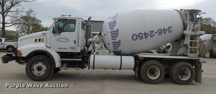image for item DA2665 2006 Sterling LT8500 ready mix truck