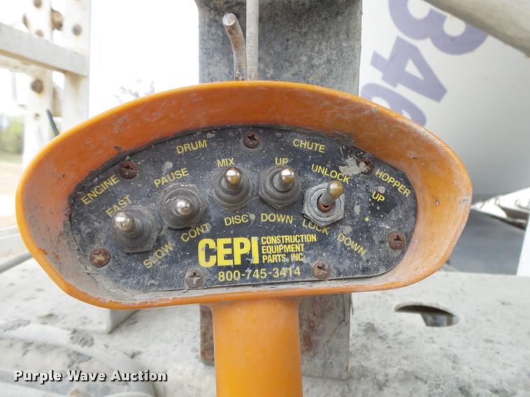 image for item DA2665 2006 Sterling LT8500 ready mix truck