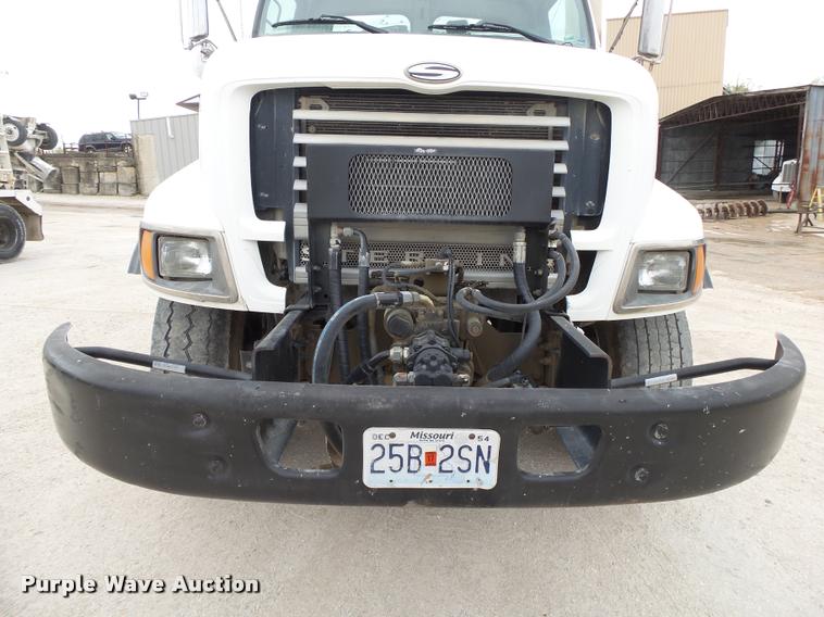 image for item DA2665 2006 Sterling LT8500 ready mix truck