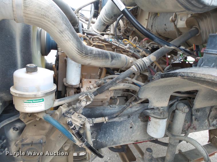 image for item DA2665 2006 Sterling LT8500 ready mix truck