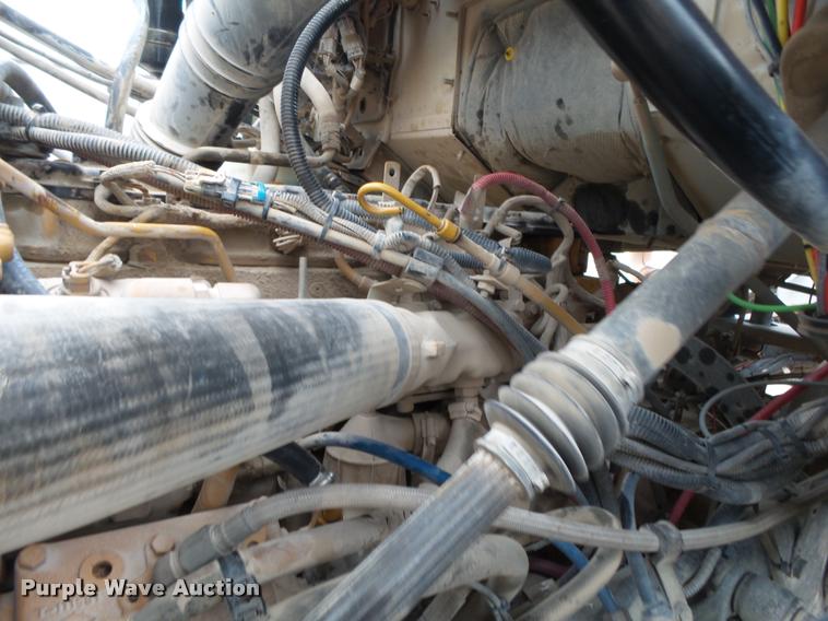 image for item DA2665 2006 Sterling LT8500 ready mix truck