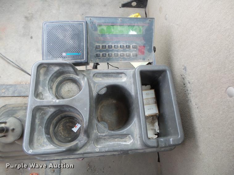 image for item DA2665 2006 Sterling LT8500 ready mix truck