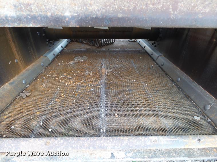 image for item DA2666 Gator three deck vibratory screen