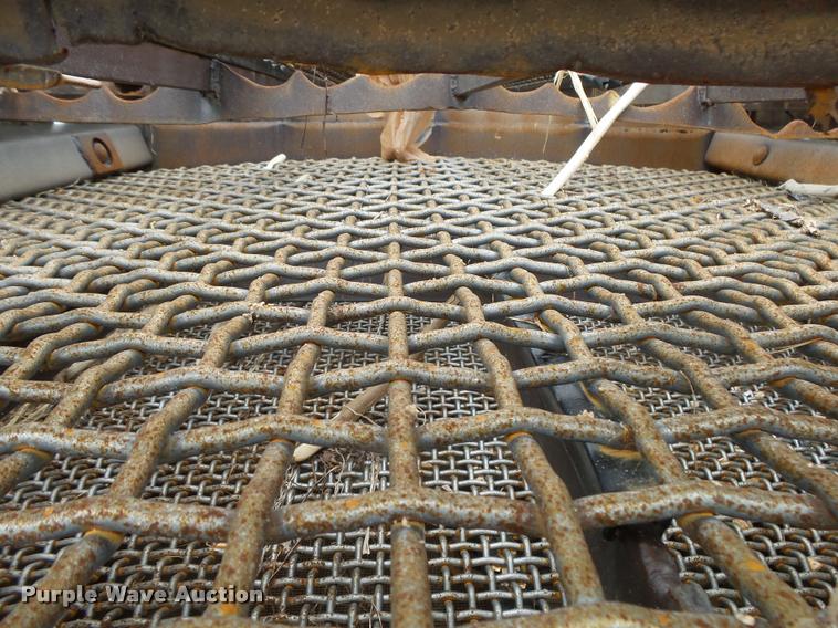 image for item DA2666 Gator three deck vibratory screen