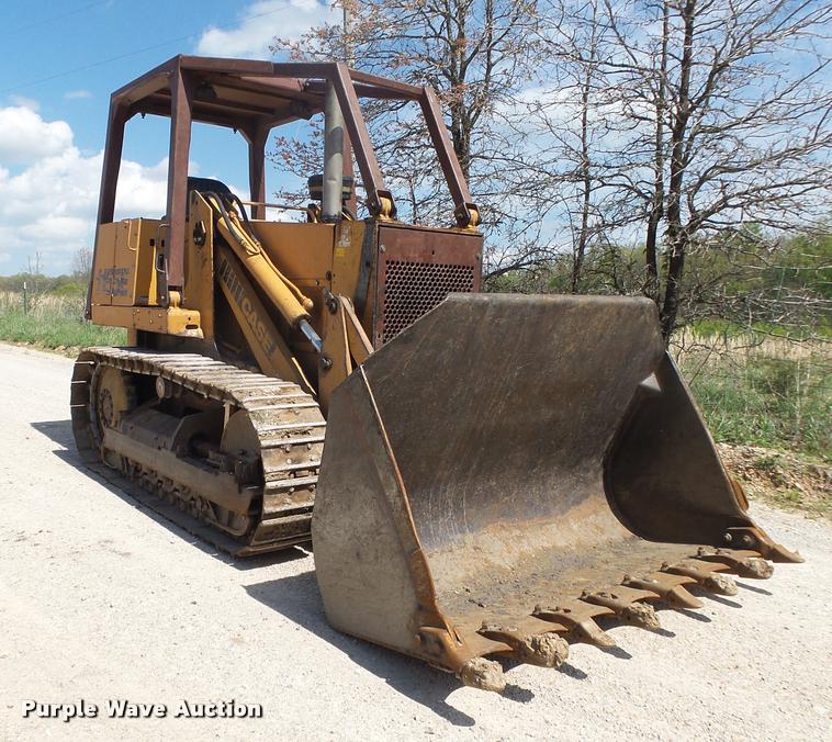 image for item DA2670 1987 Case 1155E track loader