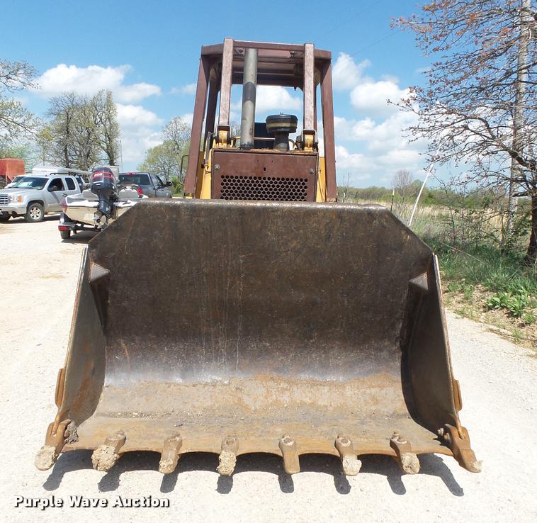 image for item DA2670 1987 Case 1155E track loader