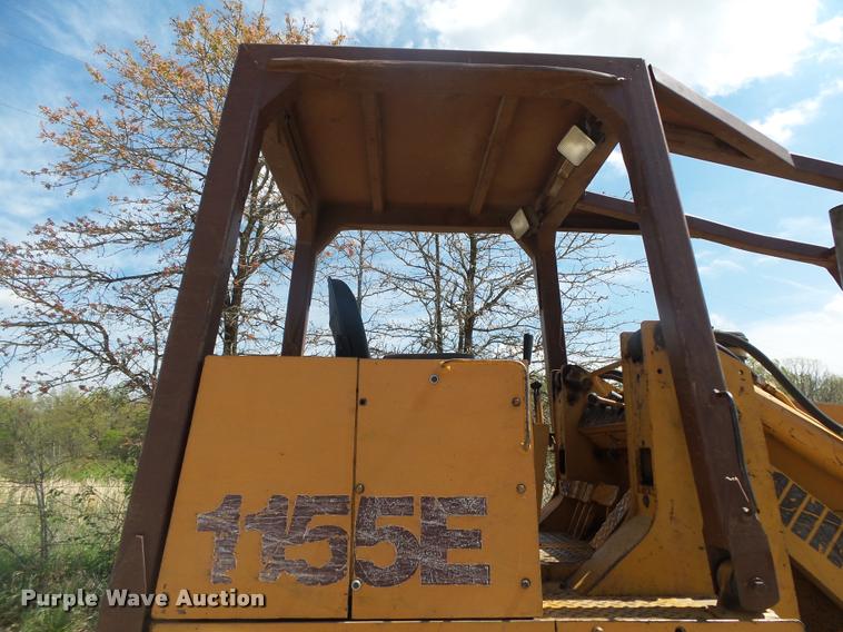 image for item DA2670 1987 Case 1155E track loader
