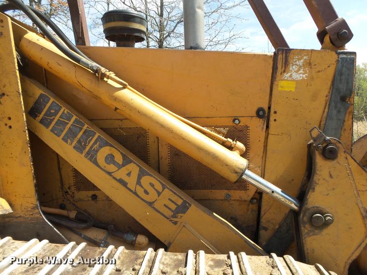 image for item DA2670 1987 Case 1155E track loader