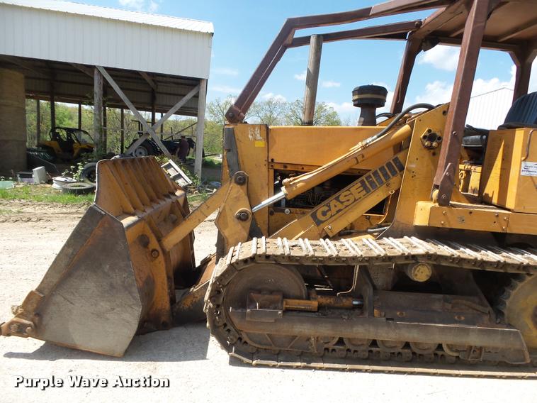 image for item DA2670 1987 Case 1155E track loader