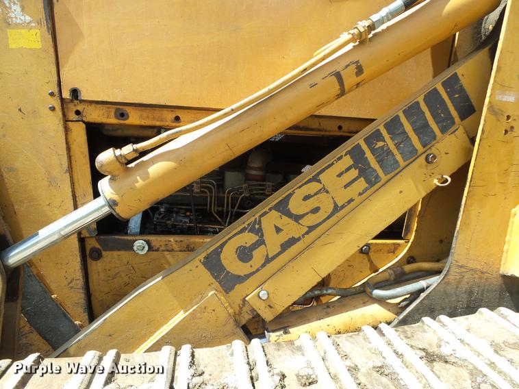 image for item DA2670 1987 Case 1155E track loader
