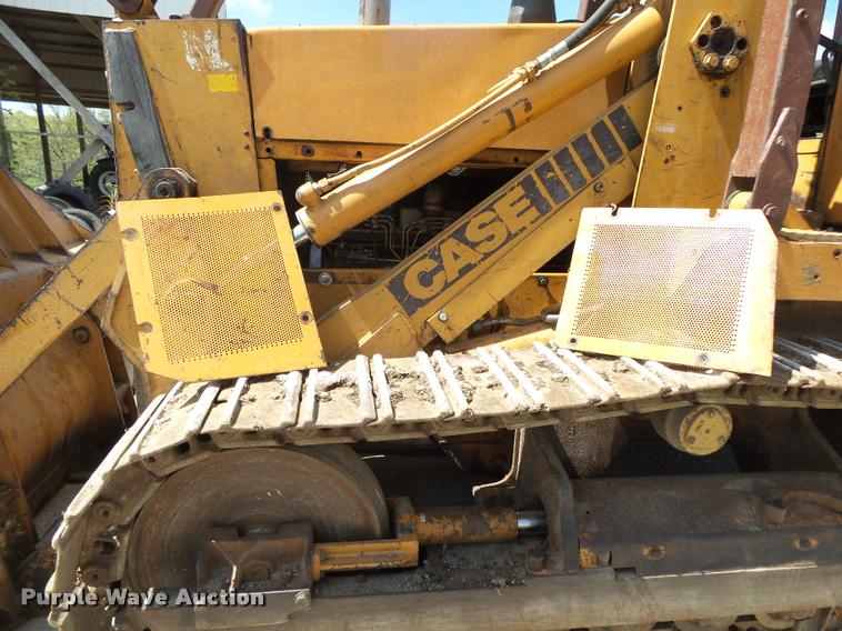 image for item DA2670 1987 Case 1155E track loader