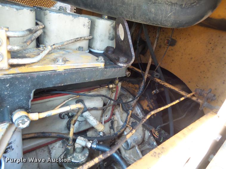 image for item DA2670 1987 Case 1155E track loader