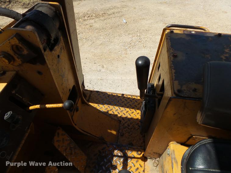 image for item DA2670 1987 Case 1155E track loader