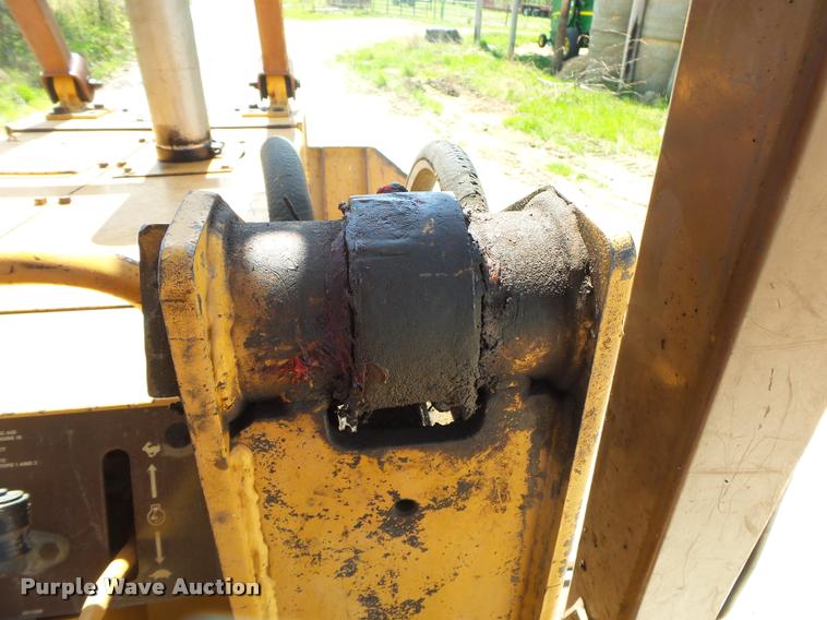 image for item DA2670 1987 Case 1155E track loader