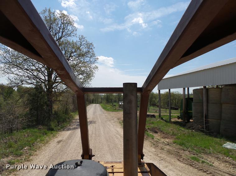 image for item DA2670 1987 Case 1155E track loader