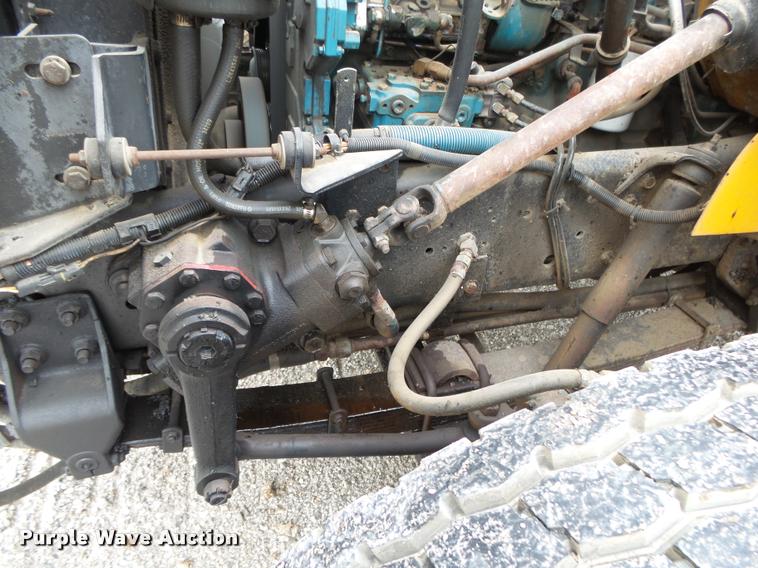 image for item DA2678 1996 International 4900 oil distributor truck