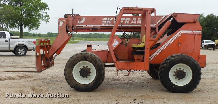 image for item DA2679 Sky Trak 6036 telehandler