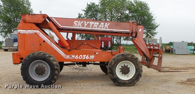 image for item DA2679 Sky Trak 6036 telehandler