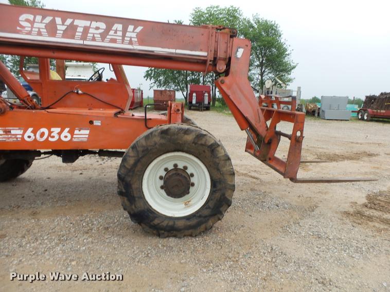 image for item DA2679 Sky Trak 6036 telehandler