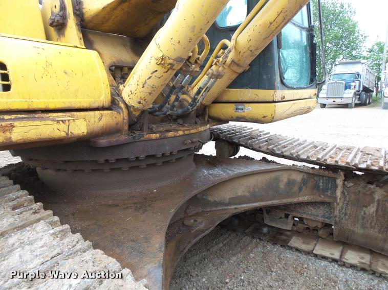 image for item DA2680 1998 Komatsu PC250LC-6LE excavator