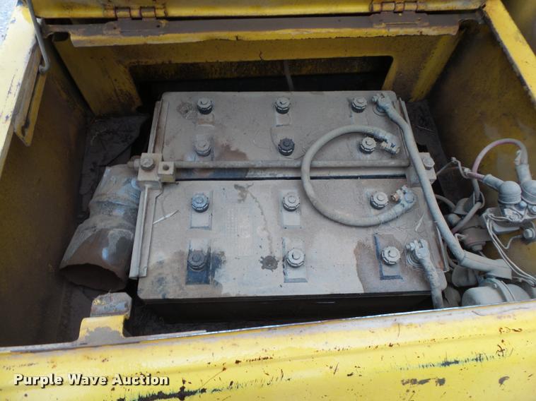 image for item DA2680 1998 Komatsu PC250LC-6LE excavator