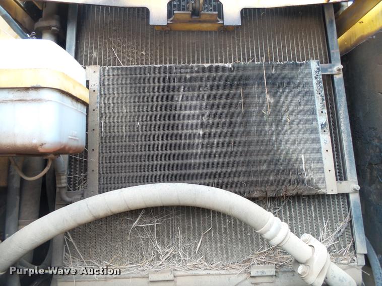 image for item DA2680 1998 Komatsu PC250LC-6LE excavator