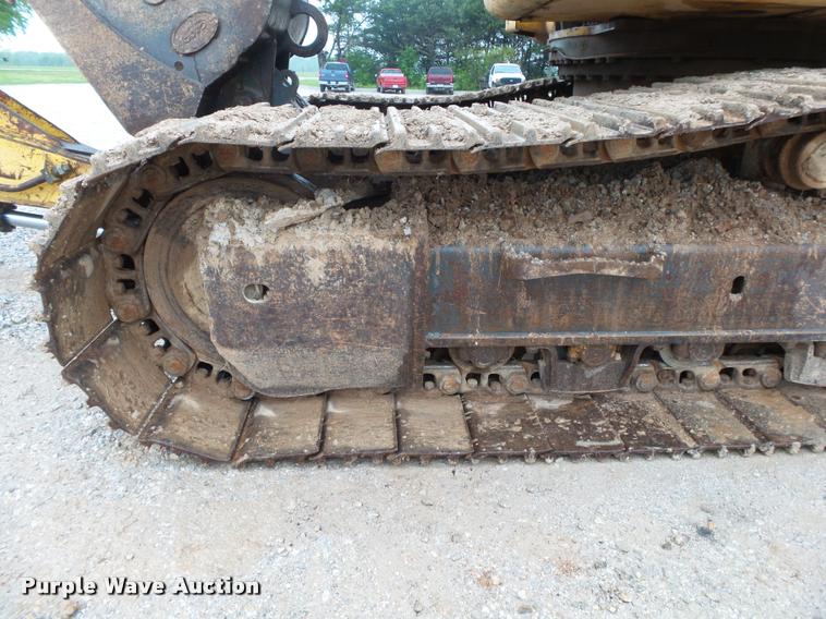 image for item DA2680 1998 Komatsu PC250LC-6LE excavator