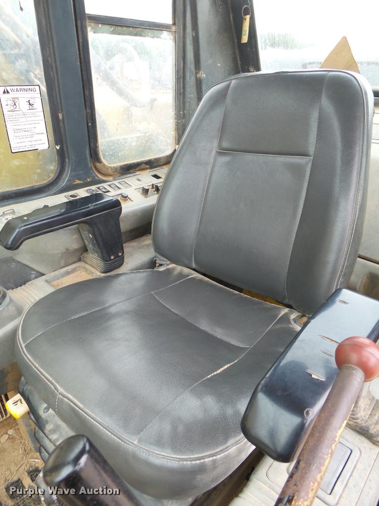 image for item DA2680 1998 Komatsu PC250LC-6LE excavator