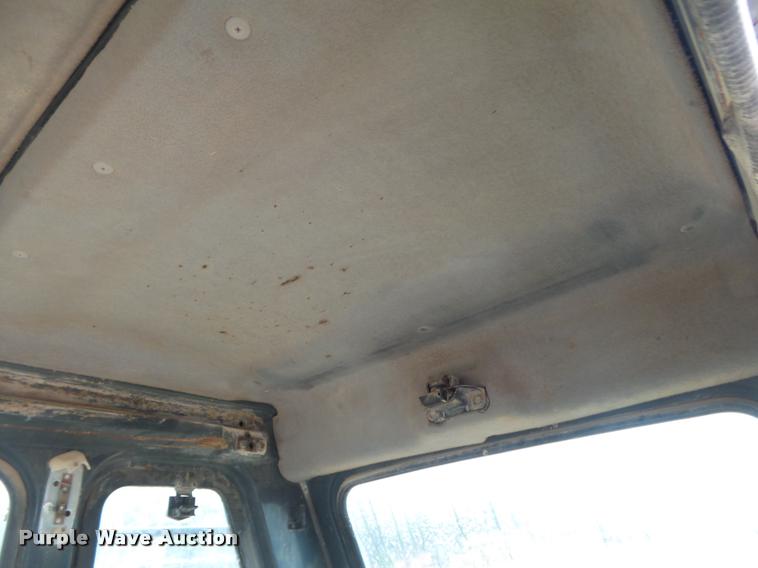 image for item DA2680 1998 Komatsu PC250LC-6LE excavator