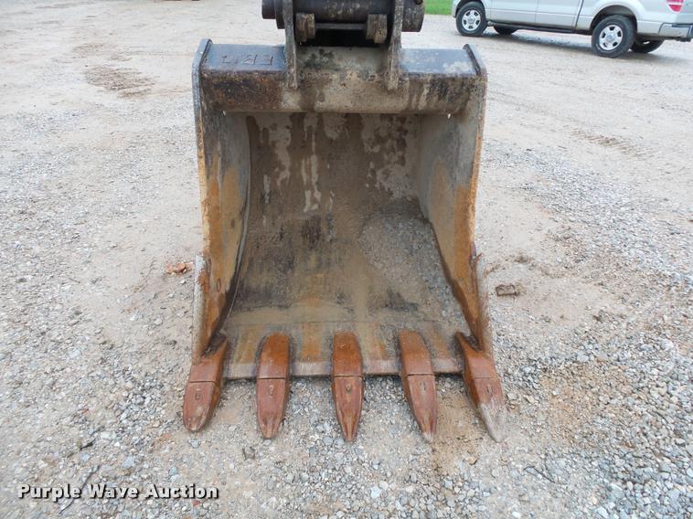 image for item DA2680 1998 Komatsu PC250LC-6LE excavator