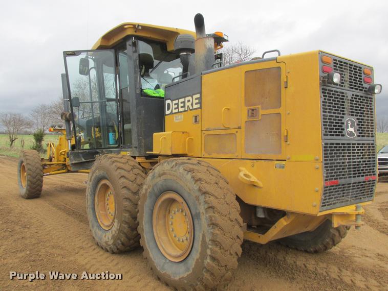 image for item DA3420 2006 John Deere 770D motor grader