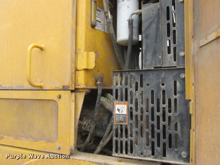 image for item DA3420 2006 John Deere 770D motor grader