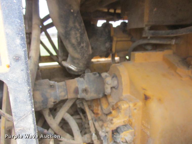 image for item DA3420 2006 John Deere 770D motor grader