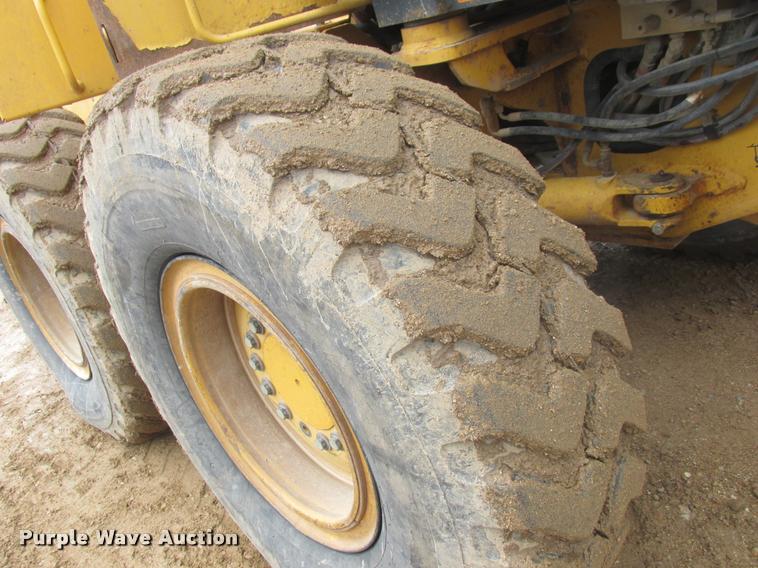 image for item DA3420 2006 John Deere 770D motor grader