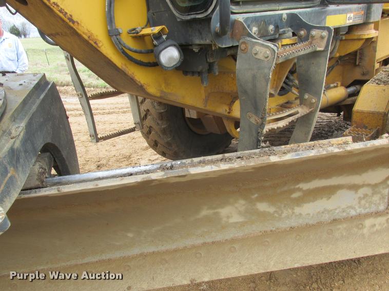 image for item DA3420 2006 John Deere 770D motor grader