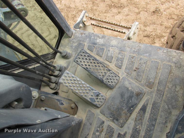 image for item DA3420 2006 John Deere 770D motor grader